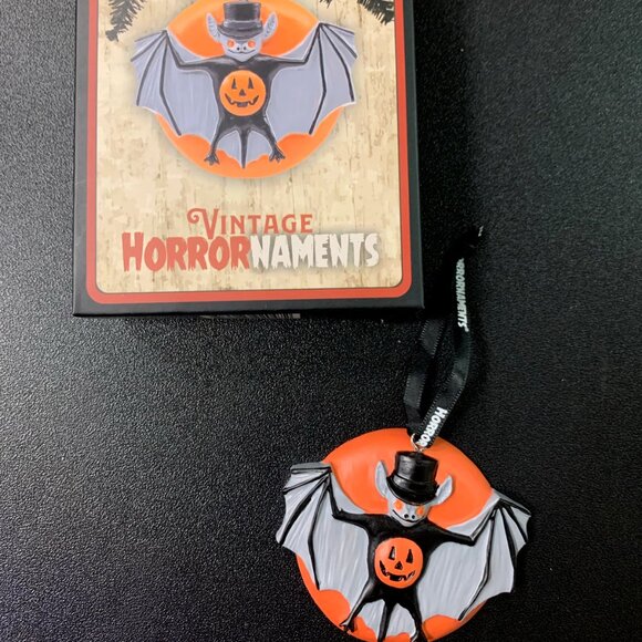 Vintage Horrornaments Gentleman Bat New Collectible Ornament Halloween Christmas - Picture 6 of 10